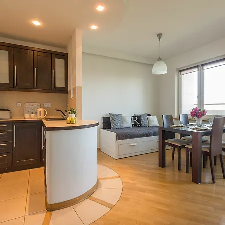 P&o Orange Apartment